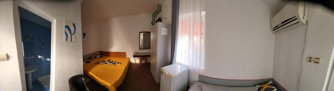 Pensiunea Acf Tineretului Hotell Costinesti Exteriör bild